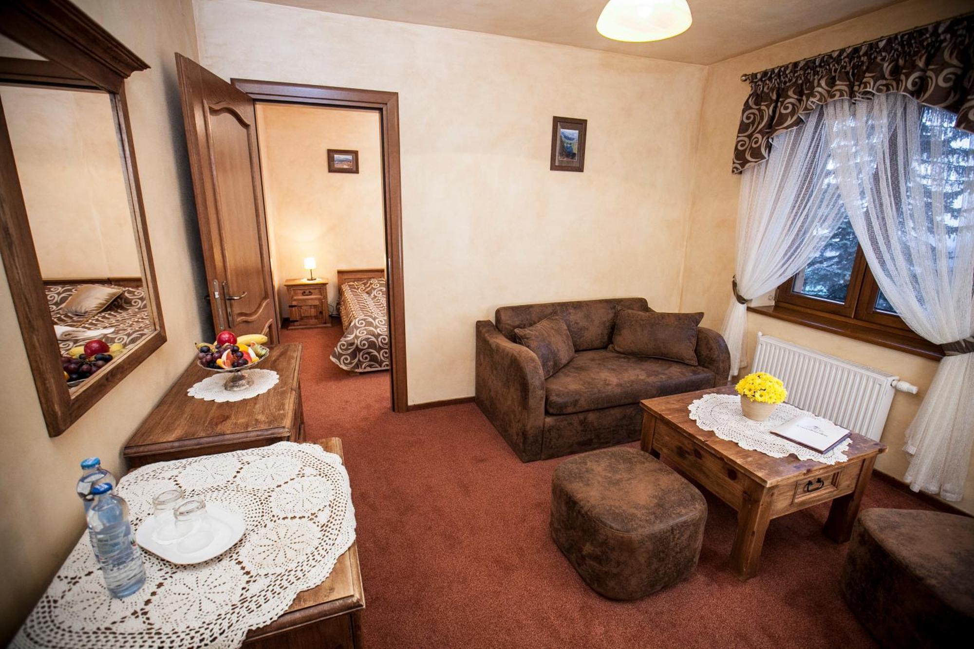 Hotel Dwór Karolówka Zakopane Exterior foto